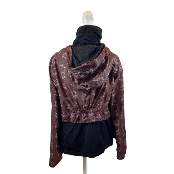 Titika Active Couture Ladies Two-in-One Jacket Size 8 - Picture 9 of 16